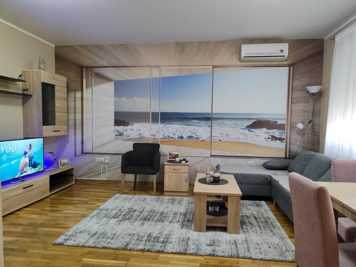 Apartman Espresso Sa Parkingom Sremska Mitrovica Exteriér fotografie